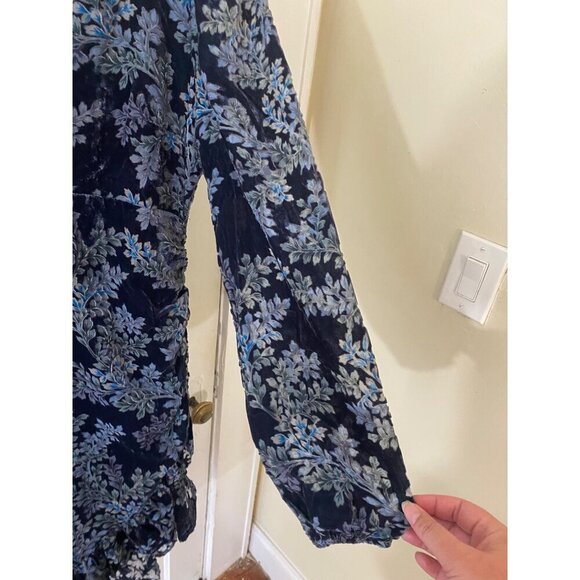 NWT Fab'Rik Women's Blue Floral Long Sleeve Classic Dress - Medium - Picture 4 of 15